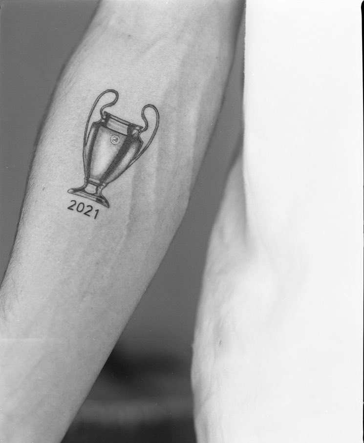 Manchester City fan left redfaced by 2011 Champions League Winners tattoo   Daily Mail Online