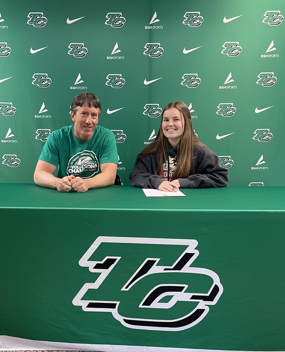 TCTIGERS's tweet image. HUGE Congrats to TC Volleyball Player Julia Sanders for signing with IU-Kokomo, Tiger Nation is Very Proud of U……..😁!!!!!!!!