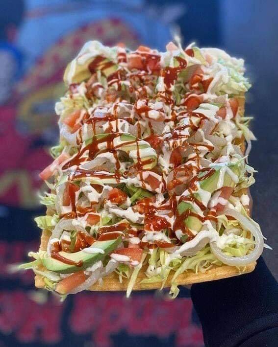 Orta15Orta's tweet photo. Mi chicharrón está mejor preparado que @DarwinEslava  pésima forma en la que estás entregando coacalco y aún así te dignas en querer robar una elección 🤦🏽‍♂️ https://t.co/sHCiNVxFUP