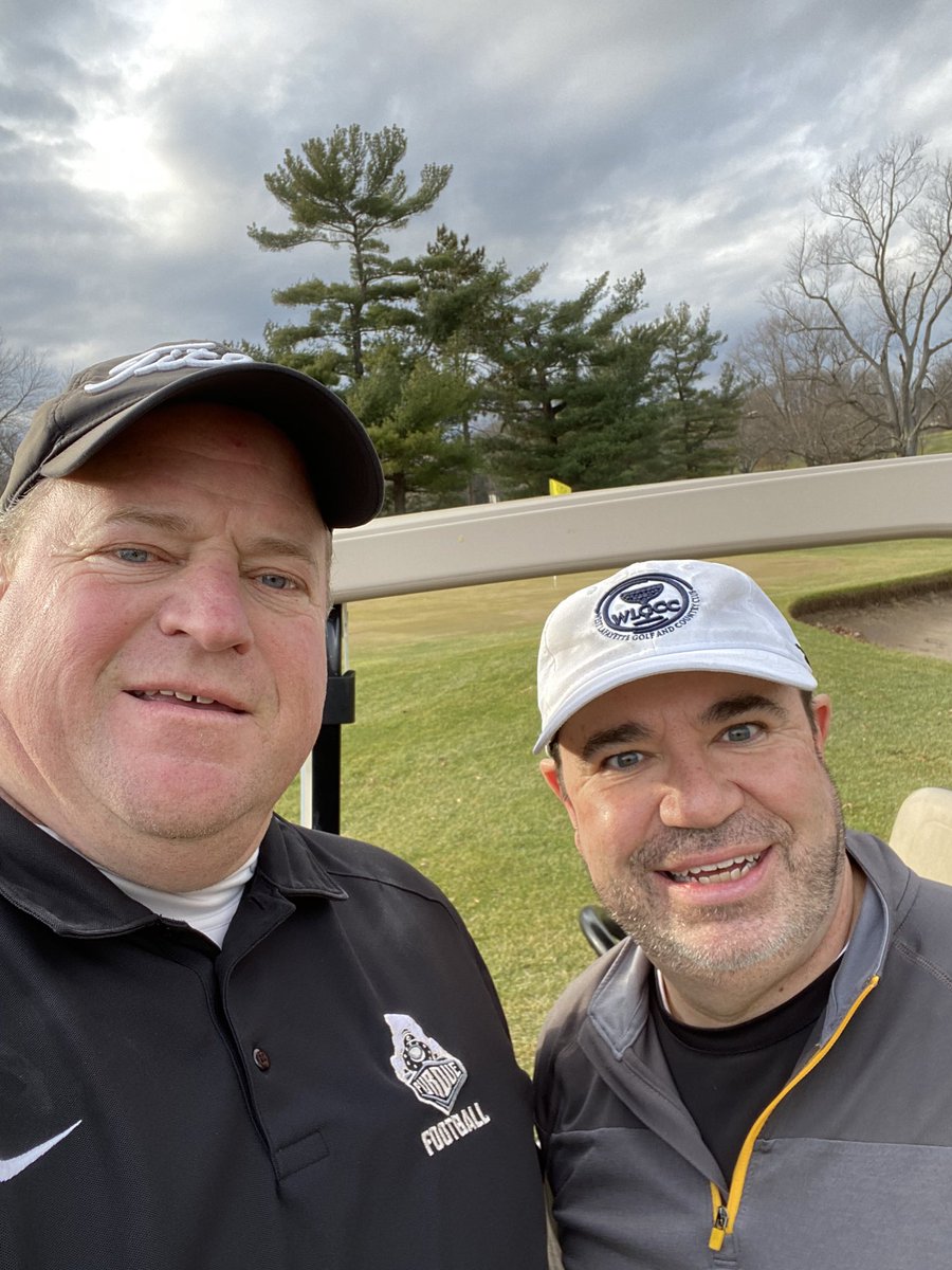 uofismith's tweet photo. Playing golf in Indiana on December 14 @WLGCC1. #bonusgolf https://t.co/ByVVSDxedl