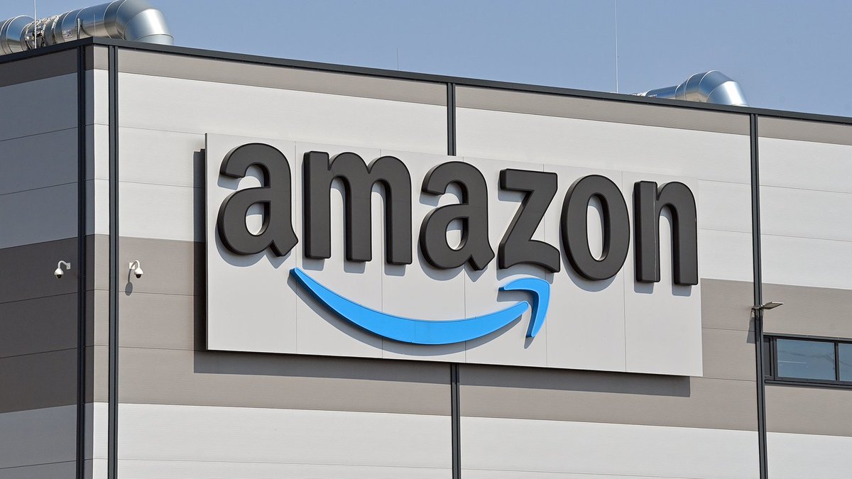 TheOnion's tweet photo. Amazon Fires Employees Who Didn’t Clock Out After Getting Buried In Rubble https://t.co/D99zHUOjHn https://t.co/VV40eSAwMk