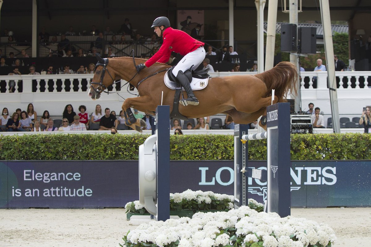 CSIOBarcelona's tweet photo. Andre Thieme 🇩🇪 and his superb DSP Chakaria finished with a clear round 👏🏼🤩
📸: @nacholano
#csiobarcelona #rcpb #longinesfeijumpingnationscupfinal #andrethieme #chakaria #showjumping #barcelona #germanteam https://t.co/clQfqhS9Hf