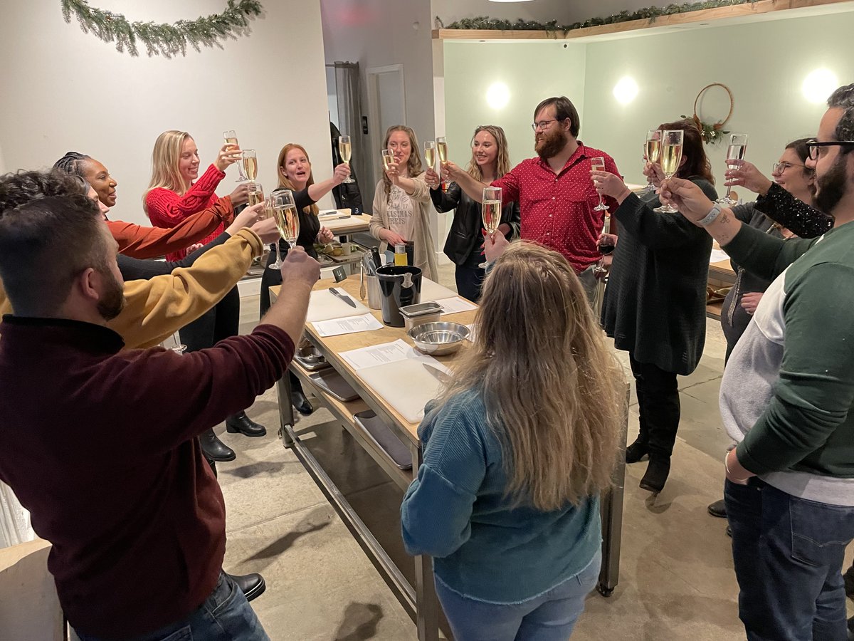 SliceComm's tweet photo. The #slicesquad sleighed this year’s holiday party! From cooking our own dinner at @hudsontable to ending the night with a murder mystery, our team had a fun-filled night 😁 🎁 https://t.co/CwZnTH0hde