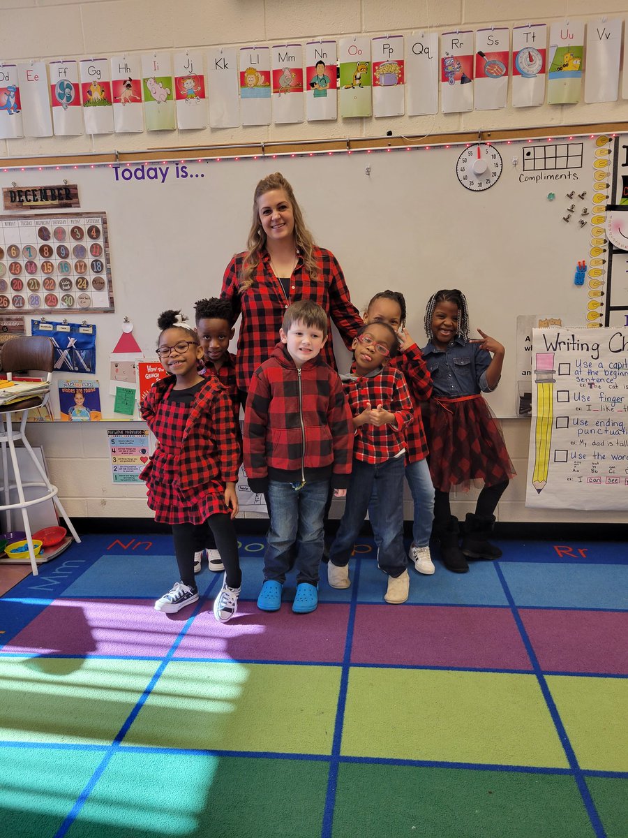 MrsManning517's tweet photo. #RCE2021CHRISTMAS #WeAreRACERS #RCE_HCS https://t.co/hBwkd8mhFp