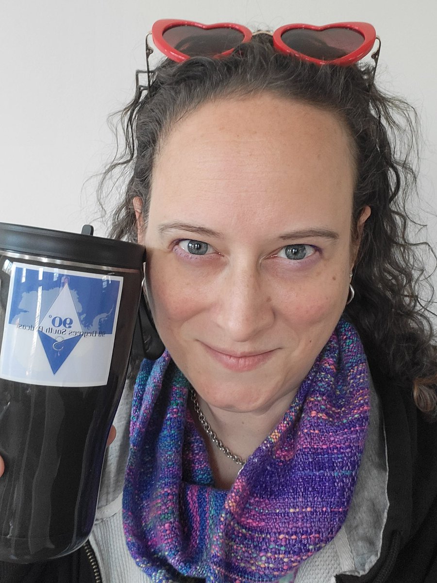dulcevox's tweet photo. Stay hydrated, my Polies! #90degreessouthpodcast @south_degrees @MakeBelieveKyle @Perdition_Wood @shumway_trent @HezaaJ https://t.co/Qm27eV0GsK
