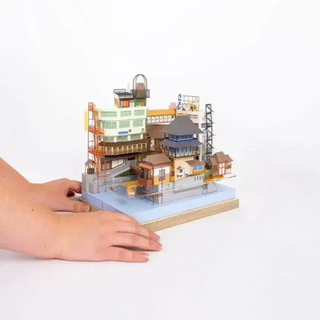 DesignApplause's tweet photo. 👏🏾👏🏾👏🏻 model 'Wish List City' by @elliejsampson displayed at Shaping Space – Architectural Models Revealed, an exhibition @BuildingCentre ➕@V_and_A from 24sept>28jan
#shapingspace #buildingcentre #london
https://t.co/5RSjnFLSWh https://t.co/7NxIOb28uy