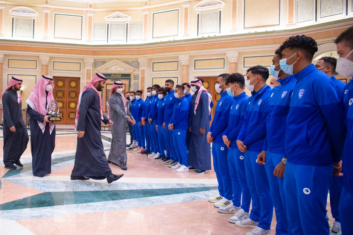 spagov's tweet photo. سمو #ولي_العهد يستقبل سمو #وزير_الرياضة ورئيس الاتحاد السعودي لكرة القدم، ورئيس وأعضاء مجلس إدارة #نادي_الهلال والجهازين الفني والإداري ولاعبي الفريق لكرة القدم بمناسبة تحقيقهم بطولة #دوري_أبطال_آسيا 2021 والتأهل لكأس العالم القادمة للأندية.
#واس https://t.co/ihDUwV8hX2