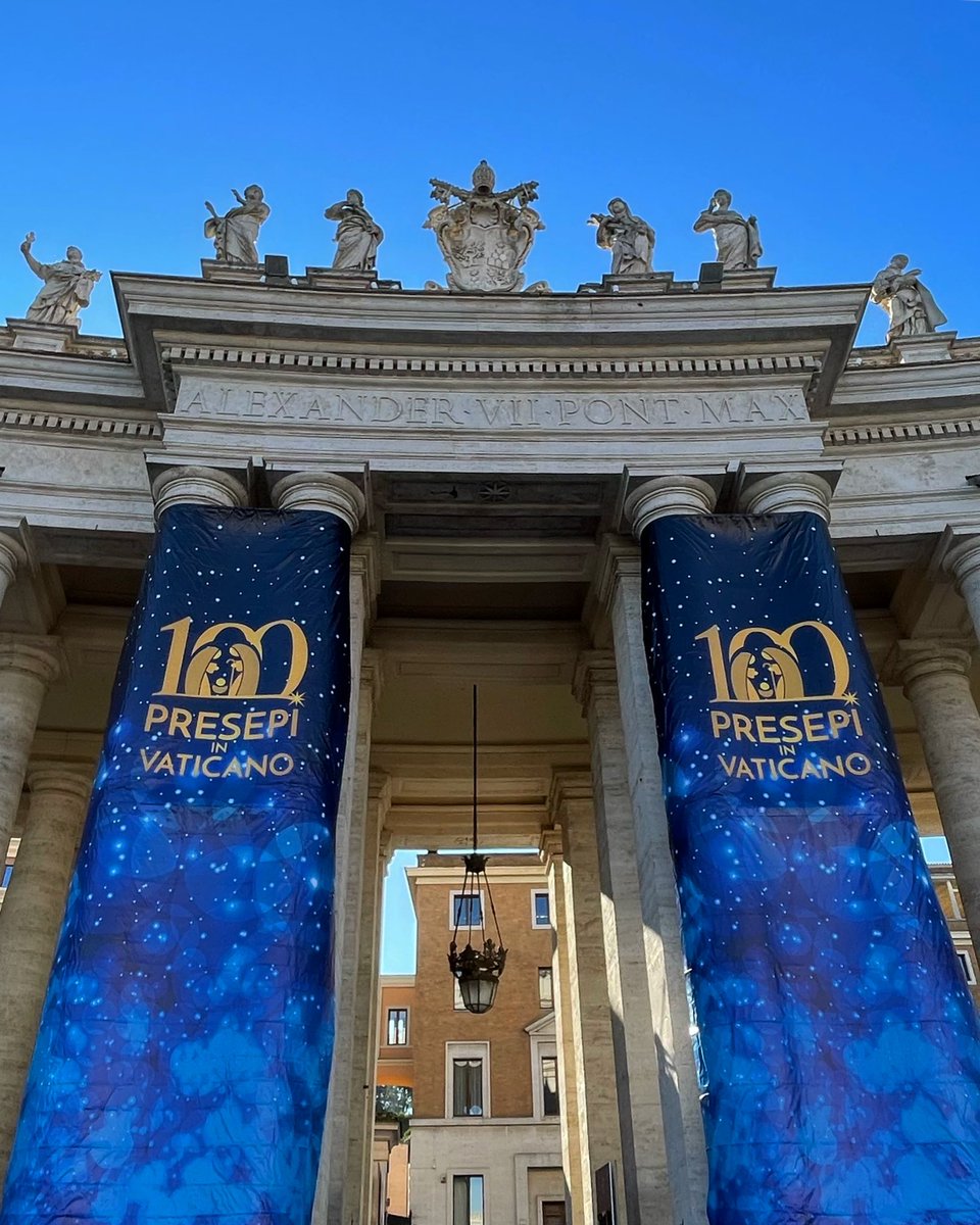 scroccaroma's tweet photo. #100presepiinvaticano fino al 9 Gennaio 2022 (orario 10-20, tranne 24 e 31 dicembre in cui l’orario è 10-17; ultimo ingresso 15’ prima della chiusura) #ingressolibero #freeentry #natale #christmas #xmas #navidad #colonnatopiazzasanpietro #piazzasanpietro #scroccaroma https://t.co/CrE5eJzyDd