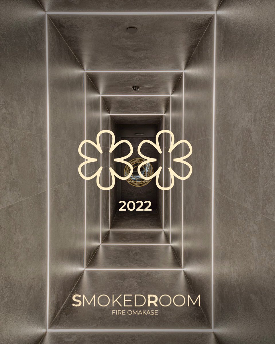Feliz, emocionado y abrumado por lo que acaba de ocurrir esta noche, han pasado 6 meses desde la apertura de Smoked Room y dos estrellas de golpe es algo que no estaba ni en nuestros sueños, GRACIAS <a href="/GuiaMichelin_ES/">La Guía MICHELIN</a> por la confianza !! Eternas gracias a mi equipo !!