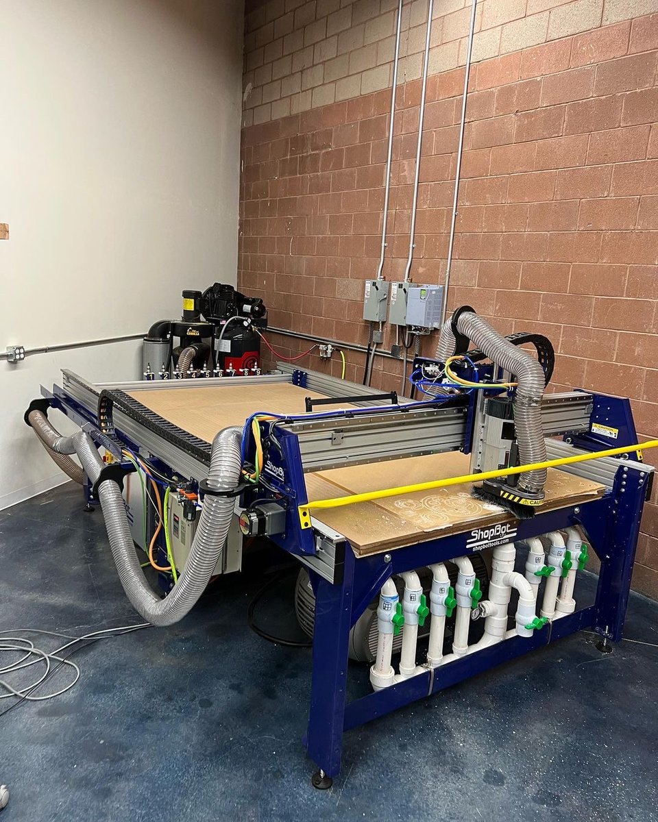 ShopBotTools's tweet photo. Always nice to hear from a longtime ShopBot user! Check out what @dalemathis has going on by visiting his website https://t.co/iQ0BG6zOHE and Instagram account. "Loving our new American made toy. 2021 will be epic!!!"
#shopbot #cnc #shopbottools #shopbotcnc #design #artist #art https://t.co/R0HCtodDDy