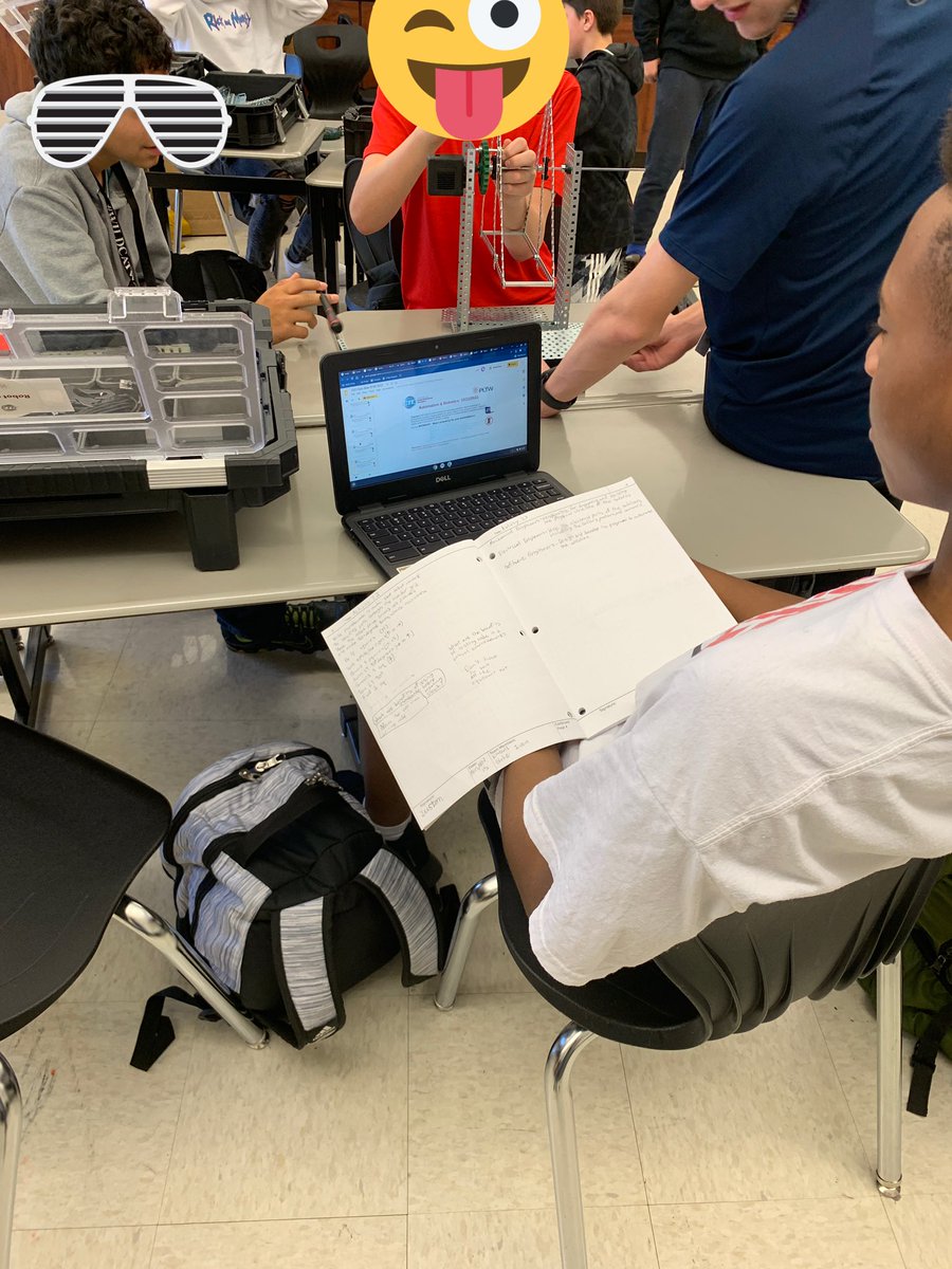 ReneEgle's tweet photo. What does a Mechanical, Electrical, and Software Engineer have in common? It brings all of @mariov0204 students together to design, code, &amp; test a carnival ride! WOW #VEXv5 #rubrics #diagrams #teamwork #complexthinking @TruettWilsonMS https://t.co/qf0HeE0woC