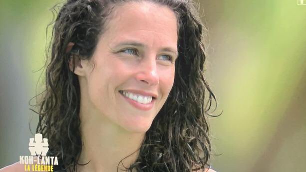 M_BalMasque's tweet photo. J’ai enfin trouvé à qui Clémence me fait penser après tout ce temps 🤯 #KohLanta #LOST #KohLanta2021 #KohLantaLaLegende https://t.co/8NY5j9jxyE