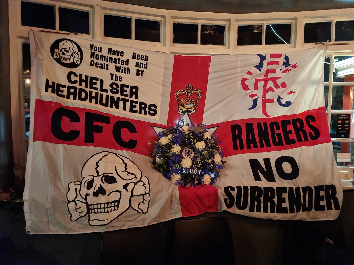 ukcasuals2's tweet photo. The Chelsea 'old guard' turning out for Martin King's funeral yesterday. He was proper Chelsea, you are gone but not forgotten. Another terrace legend gone! ⚽#headhunters #Martinking #legend #hoolifan #ChelseaFC #UKcasuals #TFTT https://t.co/b0hJeQb8Wz