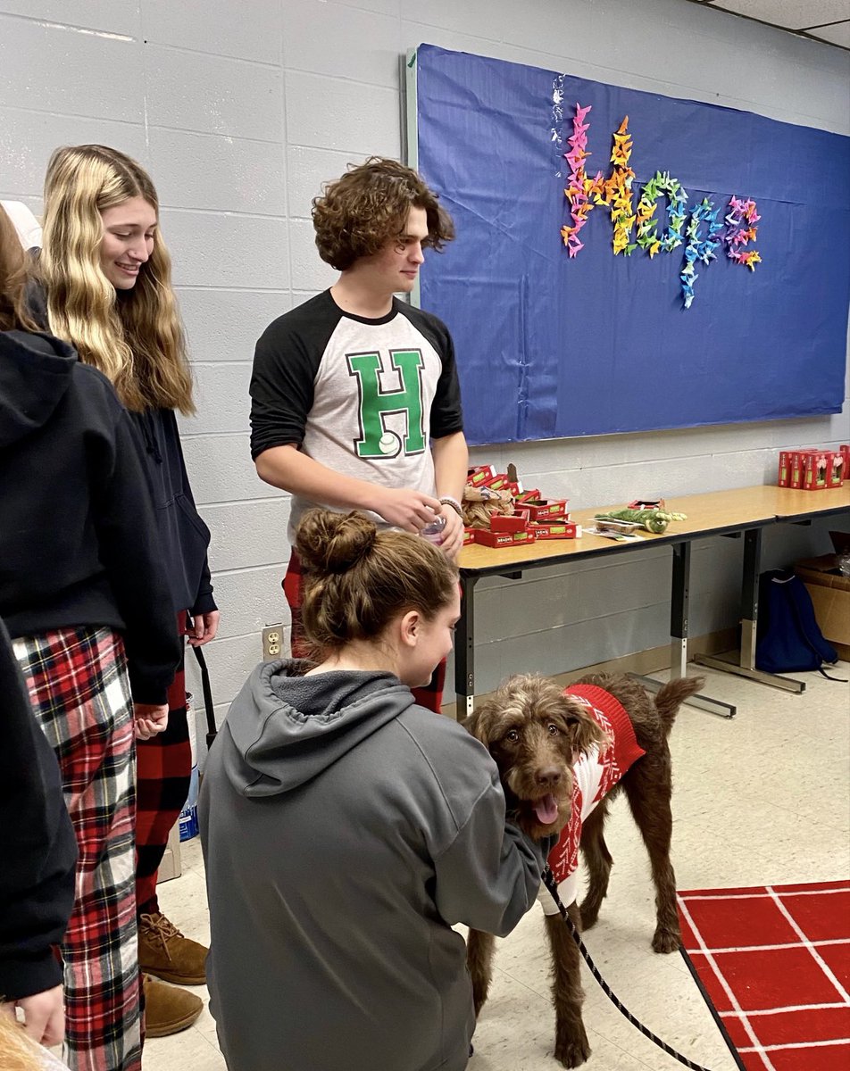 wildcathope's tweet photo. We truly enjoyed our special guest today, and we hope you did too! We loved having Moose join us in our Hope Squad room to spread positivity and reduce a little bit of stress from exams. Huge thank you to Mrs. Nolan for bringing Moose in! ❤️ https://t.co/4VWQJFkjuw