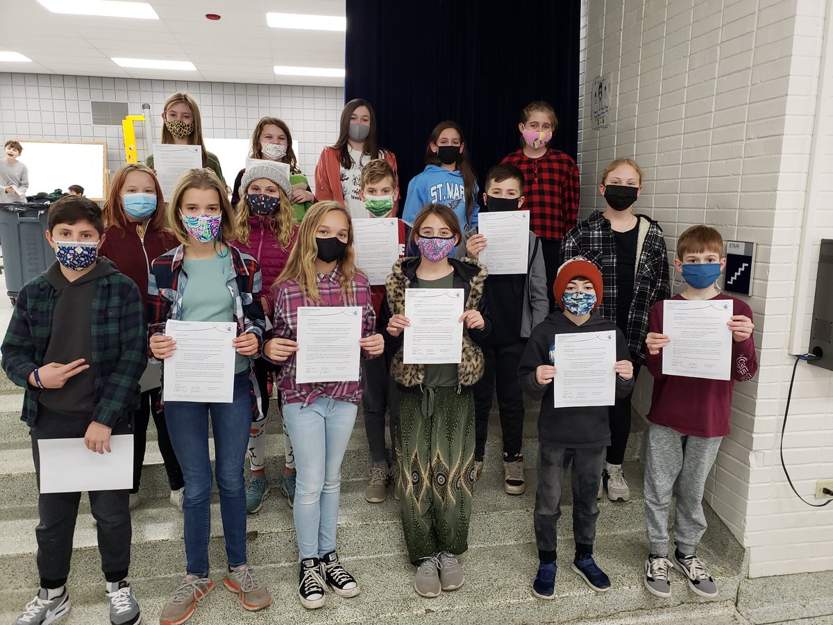 JeffMorris_1734's tweet photo. We proudly present our 5th grade EW Excellence Award winners for the First Trimester! These outstanding individuals will lead us into 2022 and beyond! Congratulations! #EWPride https://t.co/s2eZOBs1WQ