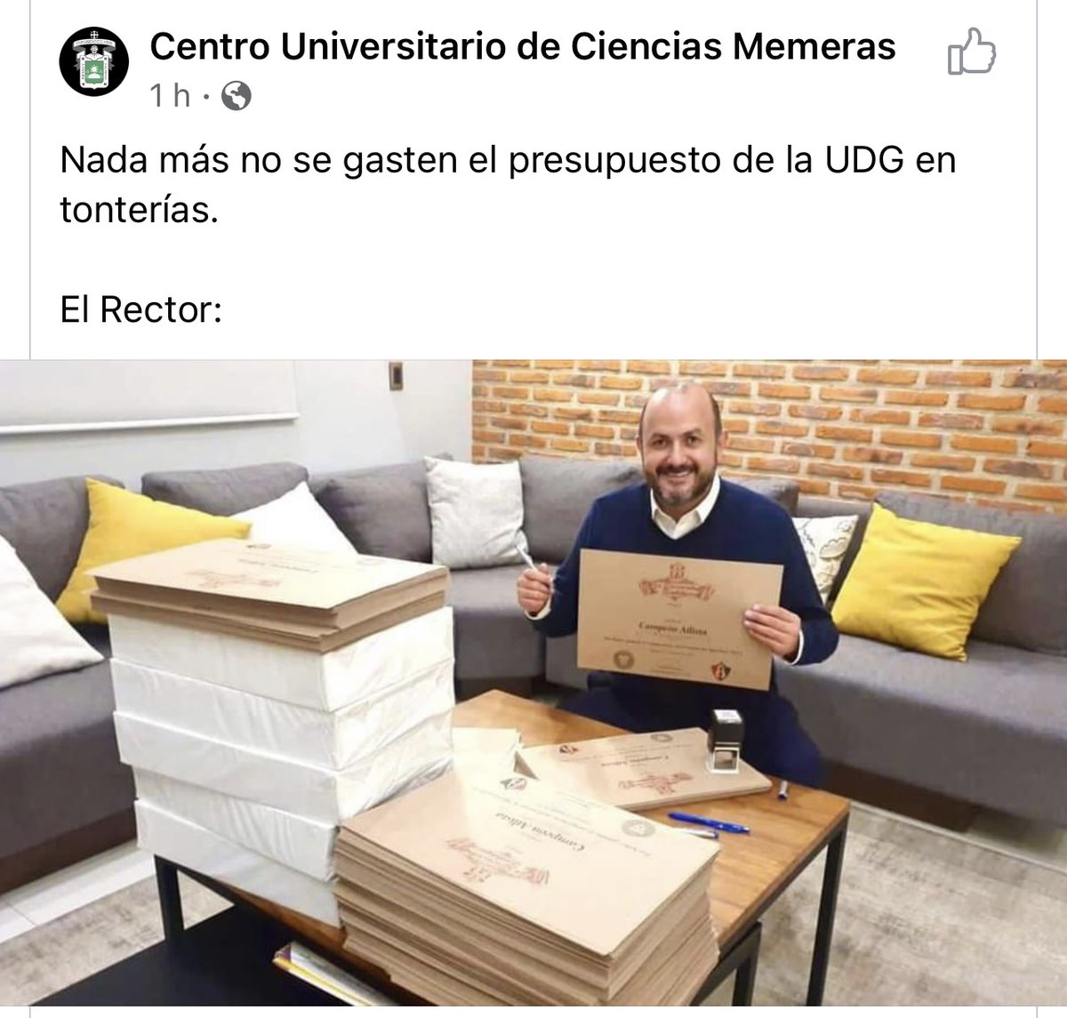 Esme_Carrillo's tweet photo. @rvillanueval @AtlasFC Entre El rector @rvillanueval y el gober @EnriqueAlfaroR no dan ni una. 🤦‍♀️ https://t.co/oUd3xd0ukn
