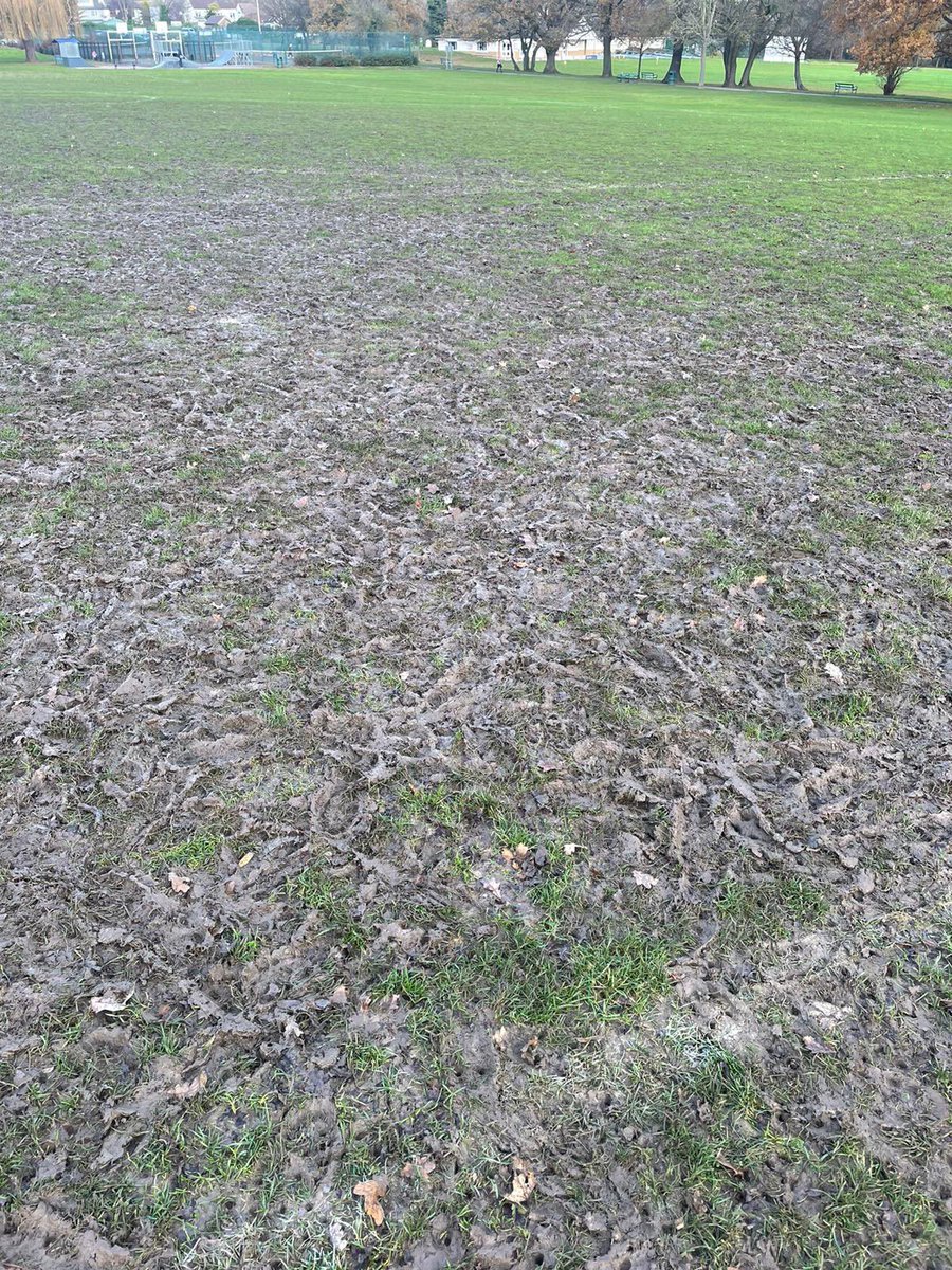 HWCU8Y's tweet photo. @LBofHavering we have large groups of “visitors” playing on the Harold wood park pitches even when the weather is so bad. We cancel our games when it’s bad but apparently your unable to keep them off despite  our £6500+ a year lease. That’s 350 kids without pitches for a while https://t.co/UFHHYKZ1us