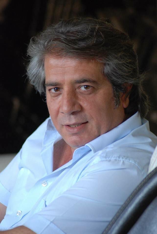 CengizHCicek's tweet photo. ÂVÂZEYİ BU ÂLEME DÂVÛD GİBİ SAL
BÂKİ KALAN BU KUBBEDE BİR HOŞ SADÂ İMİŞ
 
Sevgili dostum Erdal Çelik’i, 15 Aralık 2015’te kaybettik. Allah Erdal’dan rahmetini esirgemesin, eşine, kuzucuklarına ve değer bilenlere sabırlar versin. https://t.co/YsoBoX31Lc