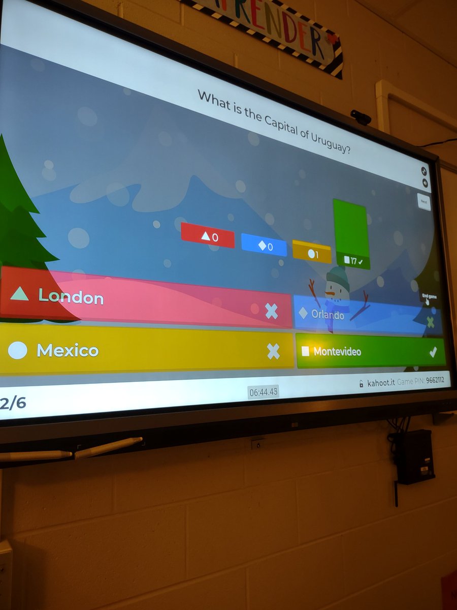ThatTeacherTea's tweet photo. There's always the one kid who thinks Mexico is always the correct guess... 🤦 https://t.co/VTFLDQxTeH