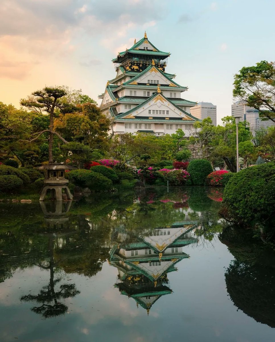 TravelVida's tweet photo. Osaka Castle, Japan 🇯🇵
📸: mojitomanwes | IG https://t.co/dpf0CeWUqN