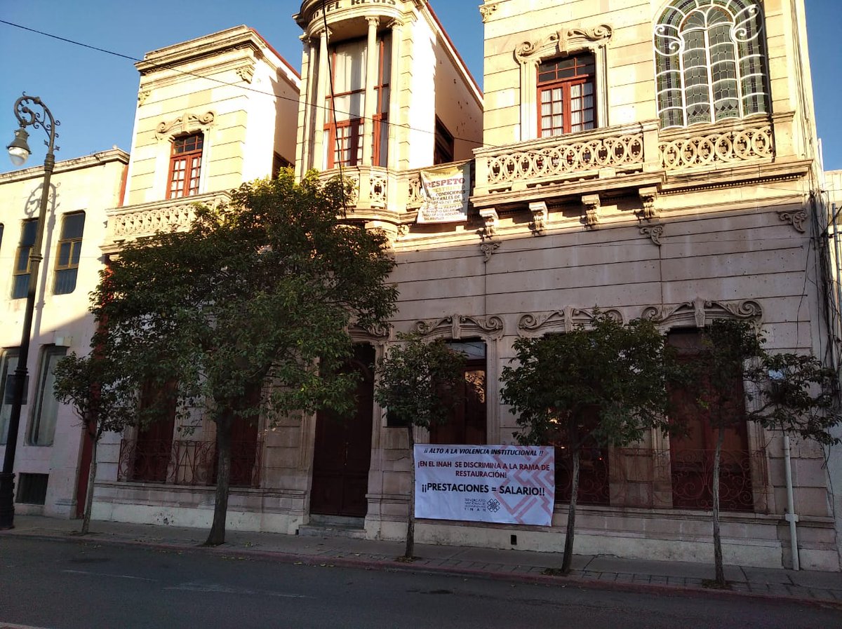 INAH_SINAR's tweet photo. Los art. 3ª y 4ª Transitorios del Decreto de creación de la #SECUL,establecen que los trabajadores #INAH mantendrán sus derechos laborales. SU INCUMPLIMIENTO ES UNA VIOLACIÓN. CINAH Aguascalientes exige: #NoaladiscrimINAHcion #CapacitaciónParaRestauración
@dprieto_ @cultura_mx https://t.co/bKT5xfs4FX