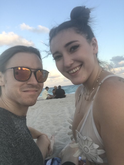 Fun day in Miami with Katie Kingerie 🏖 https://t.co/zfXNlF2LFU<a href="/tag/milf"class="tags"><span>#milf</span></a><a href="/tag/milfmonday"class="tags"><span>#milfmonday</span></a>