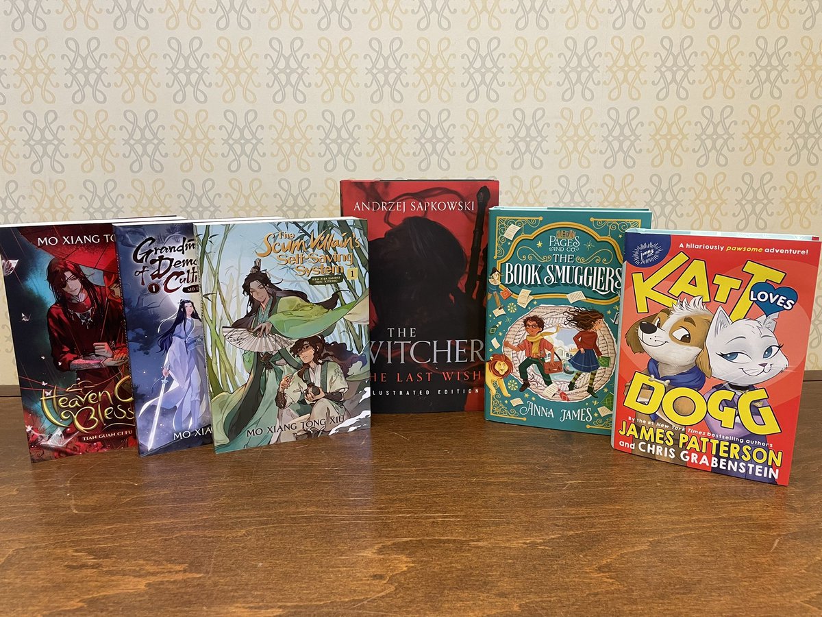 BNCapeGirardeau's tweet photo. Everyone is getting busy this time of year but you’re never too busy to check out all these greats titles on #NewReleaseDay. 
#heavenofficialsblessing #thescumvillainsselfsavingsystem #moxiangtongxiu #thewitcher #annajames #chrisgrabenstein #jamespatterson https://t.co/JjmXclAc62