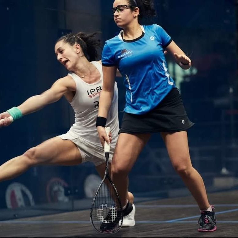 Logyn Gohary at her very early step to the PSA
She joined CIB Balck Ball 2021 for the first time while she is  GU17 
She lost against the French Champ Aumard but she gained lots of experience
All the best next tourmant Logy
البطله لوجين الجوهري ف اولي خطواتها الاحترافيه