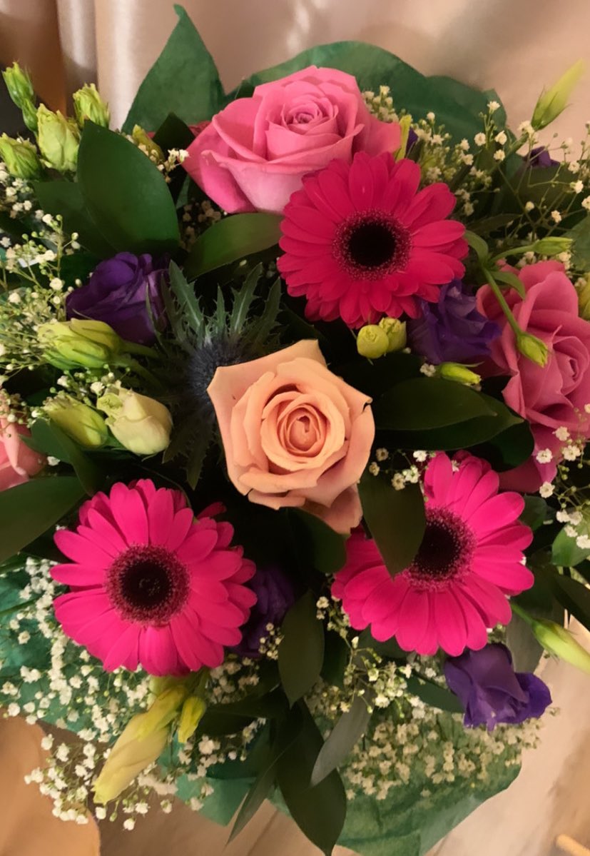 Beautiful flowers from my u17s &amp; u19s 🥲💜