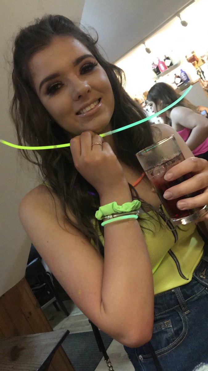 Happy 21st to my @JennaRitchie8 🤍 hope you’ve had the best day &amp; weekend, sorry I cudnay be there bt we will make up for it!! enjoy this old piccys, lotta love✨ xx