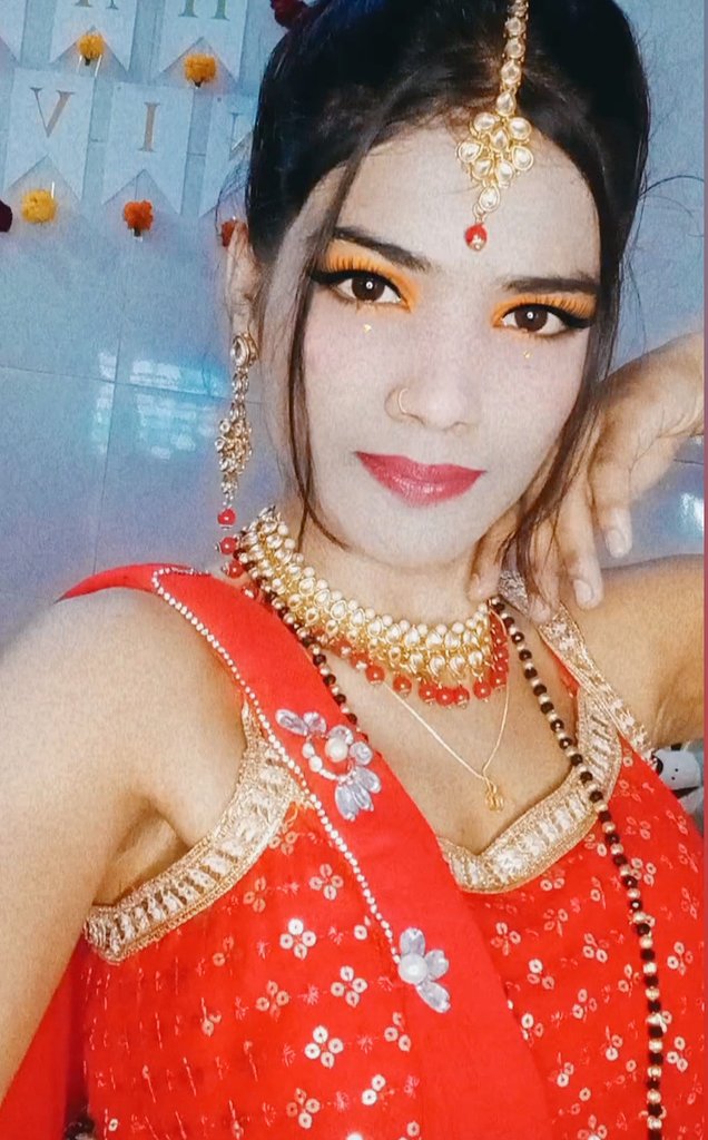 Aarohi_rutu tweet media