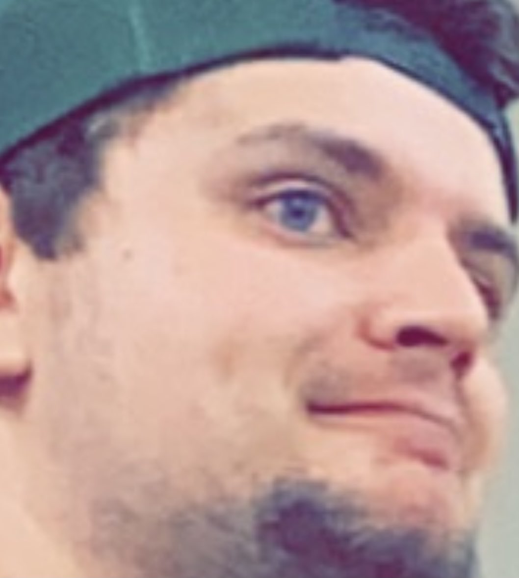kc_li's tweet photo. ⁦@GriffKilla99⁩ my face when I look at my notifications.. https://t.co/DjUWJx2JiE