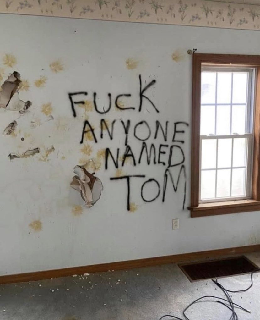 Shiv’s apartment after losing her trust  #Succession
