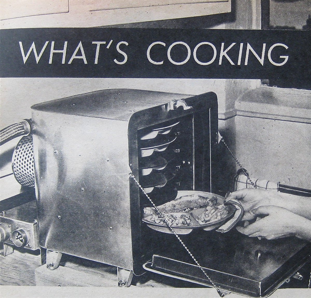 gominolasdpetro's tweet photo. La freidora de aire es en realidad un horno con ventilador. La patente (2005), de Turbochef Tech. fue comprada por Philips (2010). El invento se basa en el horno 'torbellino' ideado por W. Maxson (1945) para calentar comida en aviones militares durante la WWII #gominolasdepeseta https://t.co/KGwbvBb8Fo