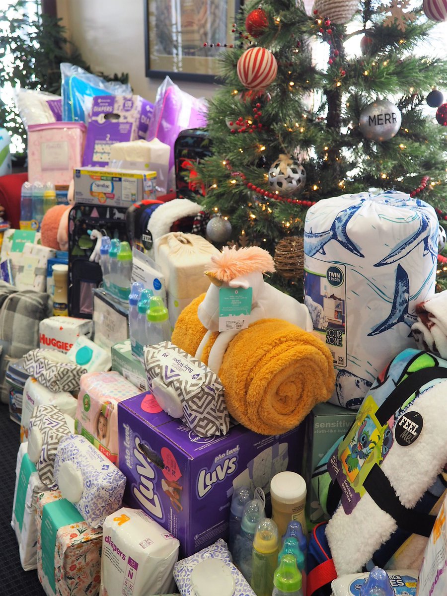 MonroeUnitedWay's tweet photo. Thanks to #GermanAmericanBank Bloomington + Bedford family for donating baby, kid, and bedding supplies during their workplace #funddrive. Making the holiday's brighter for so many families!
@NewHope_Shelter @UnitedWaySCI #HopeResourceCenter #IndianaDepartmentofChildServices https://t.co/b7M9tUAzqf