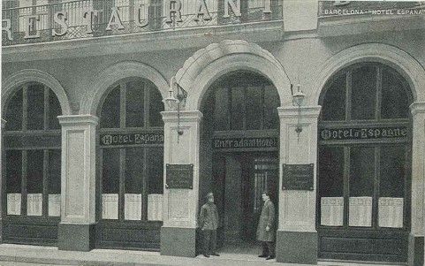 Where you going? Barcelona... for the <a href="/hotelespanya/">Hotel España 4*</a> that has been inducted into Historic Hotels Worldwide! 

Check out this then and now and click the link to see more images! 

historichotels.org/hotels-resorts…

#hotelnews #historichotelsworldwide #hospitalityindustry #news