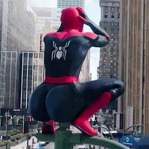 Spoiler alert&hellip;&hellip; I&rsquo;m in the new Spider-Man. https://t.co/cEiB7I6jbl