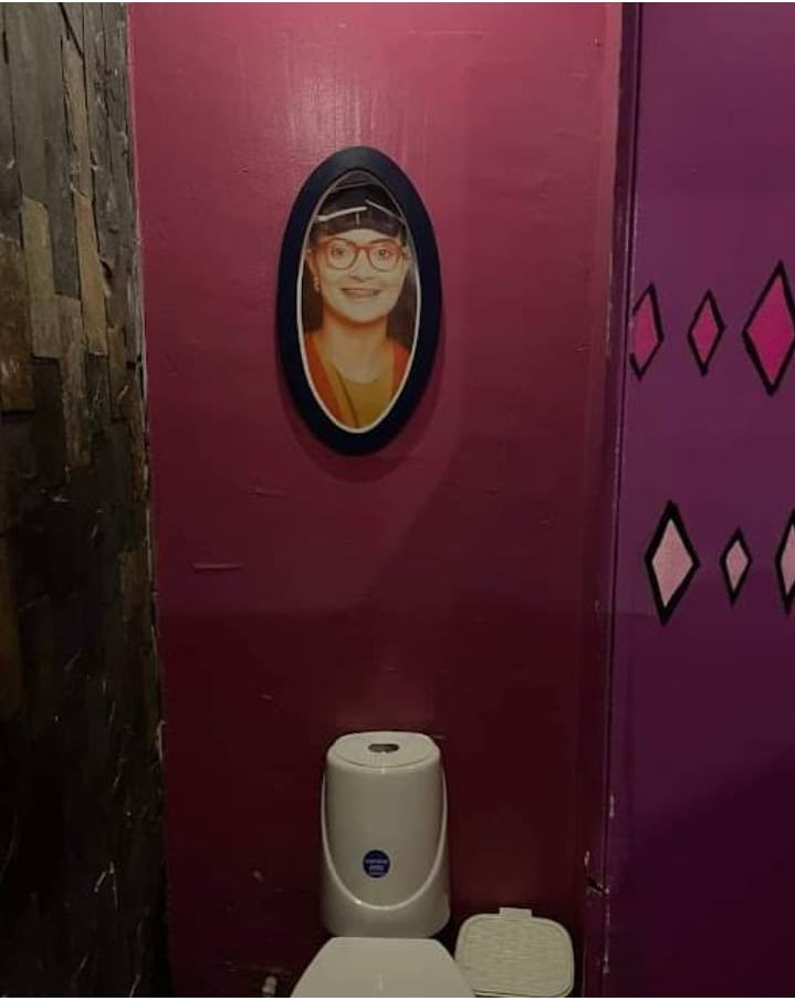squad_amo's tweet photo. En el trono la reina https://t.co/dJZIhJPXlV