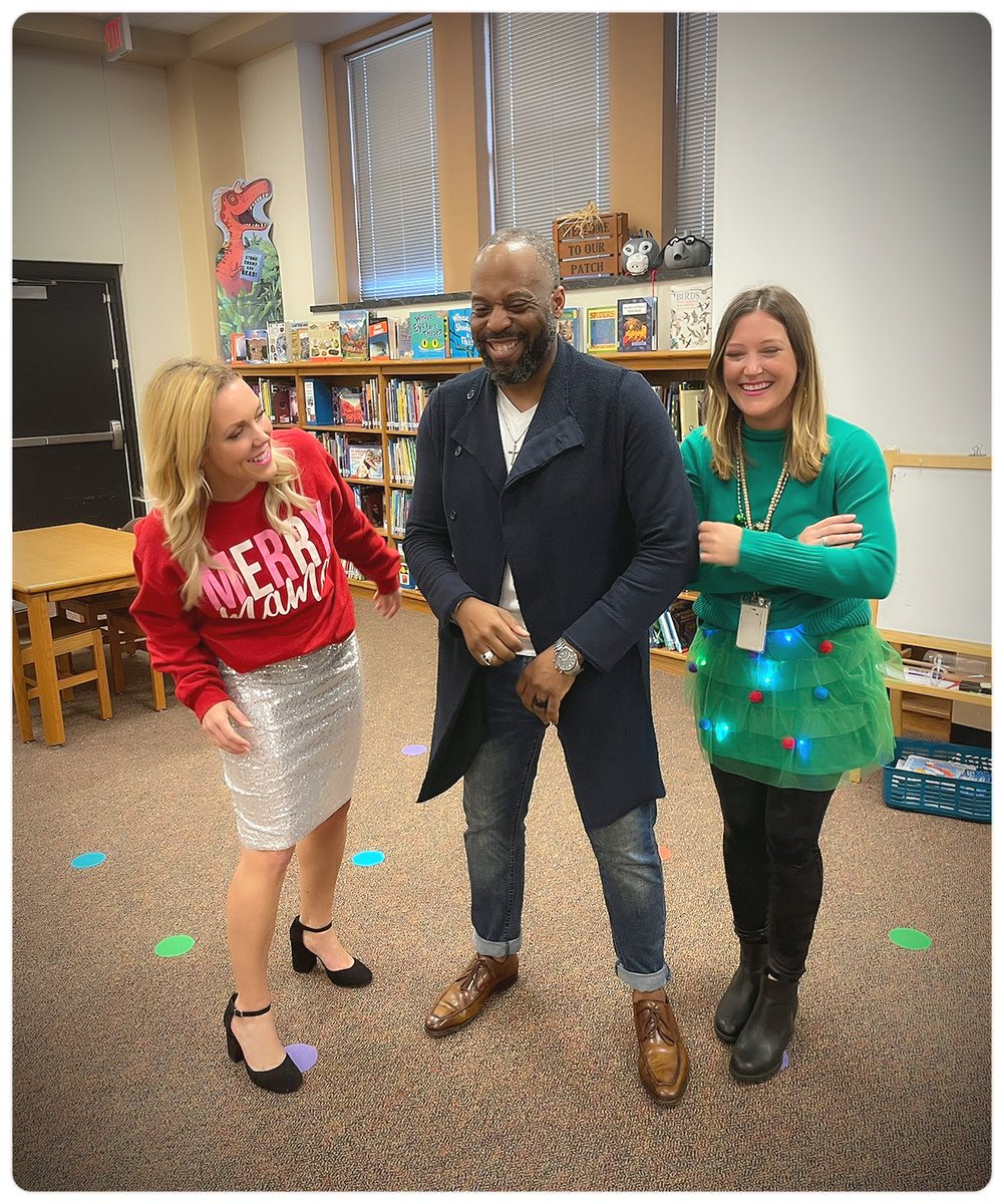 McWilliamsMike1's tweet image. Dear #SchoolLeader
Do you have a best friend at work? Find people you can laugh while working. It makes a world of difference &amp;amp; increases #engagement!  I’m grateful for the bond I have w/ @springer_claire,  
@knichols29 and others at @SavannahElem380! 
#Leadership
#PrincipalLife