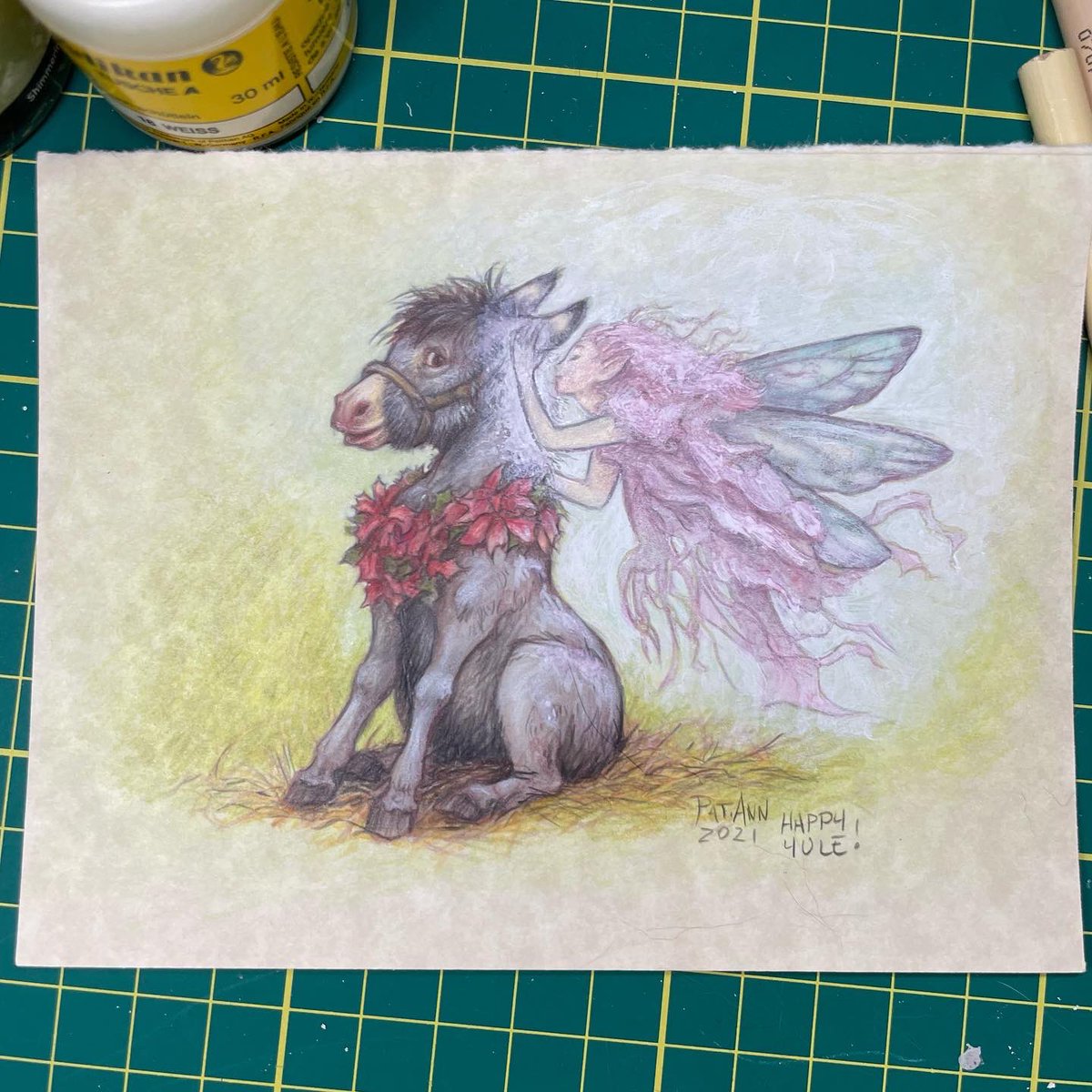 My Christmas Card for 2021 is a drawing that I did back in 2004 called, “Jenny and the Fae of Good Tidings.”  It was in need of a fix up so  I… fixed it up.  (This one is a gift for a friend in the US but I will be making Christmas cards with it.) https://t.co/JU15GzQrhI
