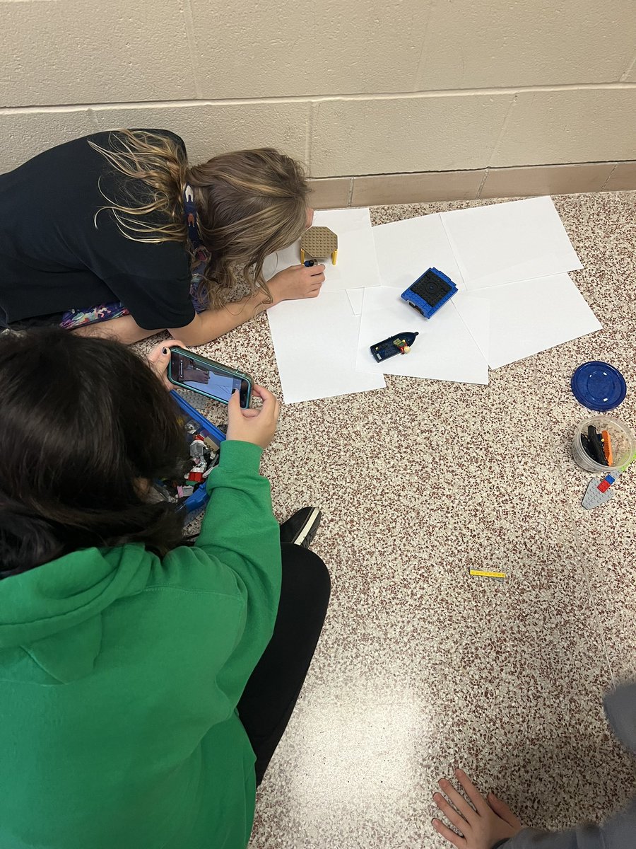 Loved our final project for “Refugee” by Alan Gratz! Students had the option to build a raft, make a stop-motion animation, turn the story into a children’s book, or make a board/card game. The stop-motion animation final product will be in my next tweet! So proud of the results!