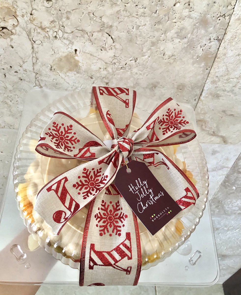 valebaeza_'s tweet photo. Para los que estén buscando algún detallito para regalar o el postre para sus comidas, les ofrezco unas deliciosas gelatinas hechas con mucho amor, hay diferentes sabores como frutales, dulces y de licor🤩 me pueden preguntar y les mando en menú 🎉🎄⛄️

Ig: borboleta.mid https://t.co/1hfyMeEf7H