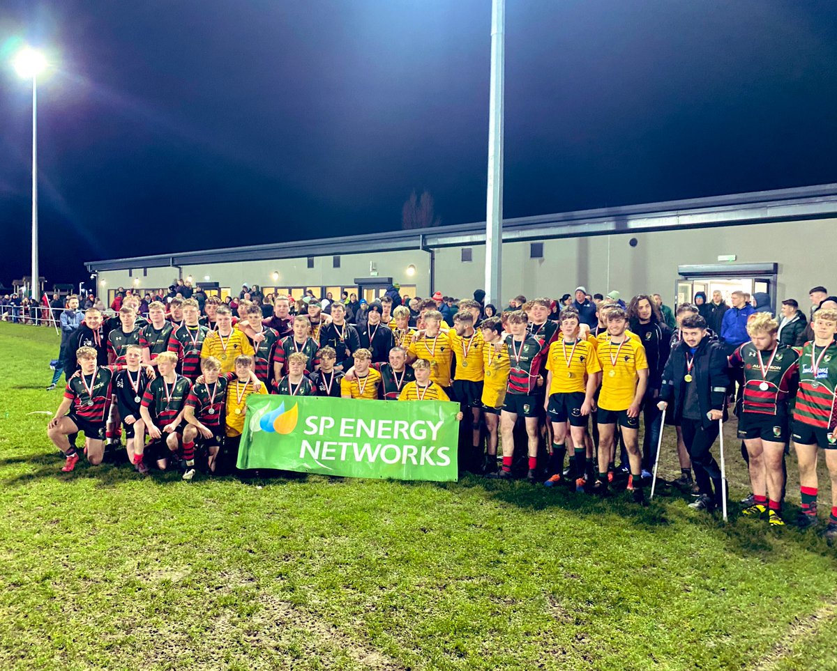 Marc_nw's tweet photo. What a great finish to the @SPEnergyNetwork U18s North Wales Challenge tonight @RhylRugbyClub  fantastic support for both @CRNantConwy and @wrexhamrfc in a really competitive cup final 👏👏👏👏
Again great work by @rgc_u19gmg volunteers 👏👏👏 https://t.co/pmdxy889pn