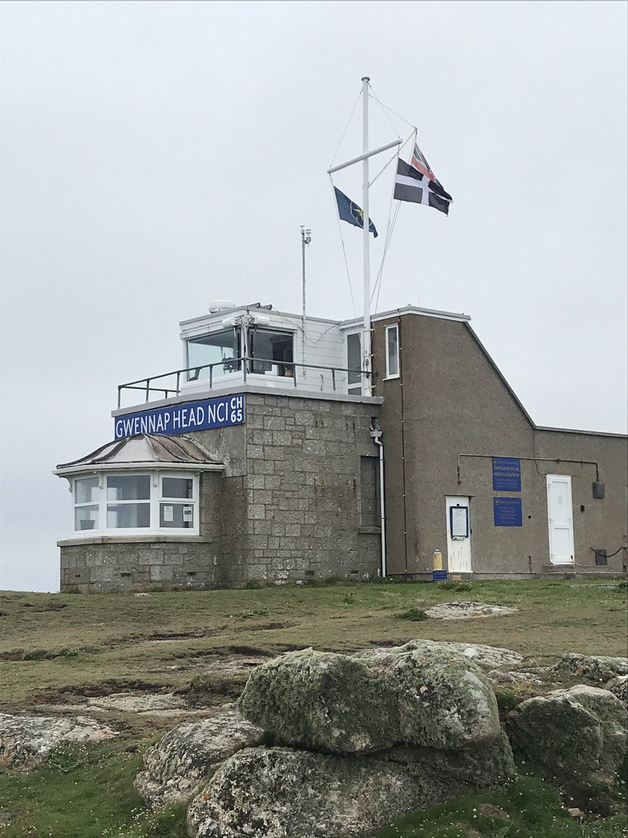 NewlynFishing's tweet photo. Could be #Watching over you in the morning (Wed) from the Clifftops at #GwennapHd @Nat_Coastwatch Watching’ Listening’ Recording’ #OtherHat #BeSafeAtSea https://t.co/xSitp6ImsQ