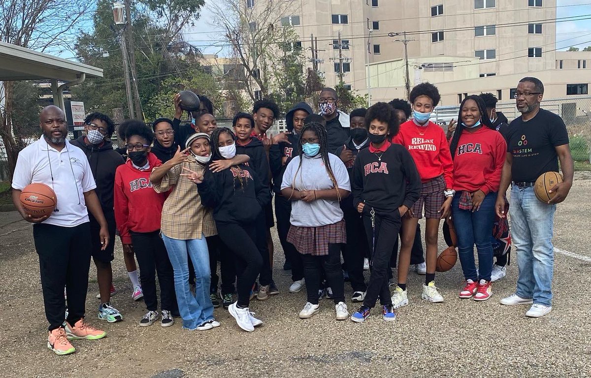BRSTEM2's tweet photo. Day 2 of our Science of Basketball #STEM-Athletics workshop was amazing.  Get your school or organization on the calendar ASAP!

https://t.co/U5GBhpT6Vc https://t.co/qZDVqQIOGL