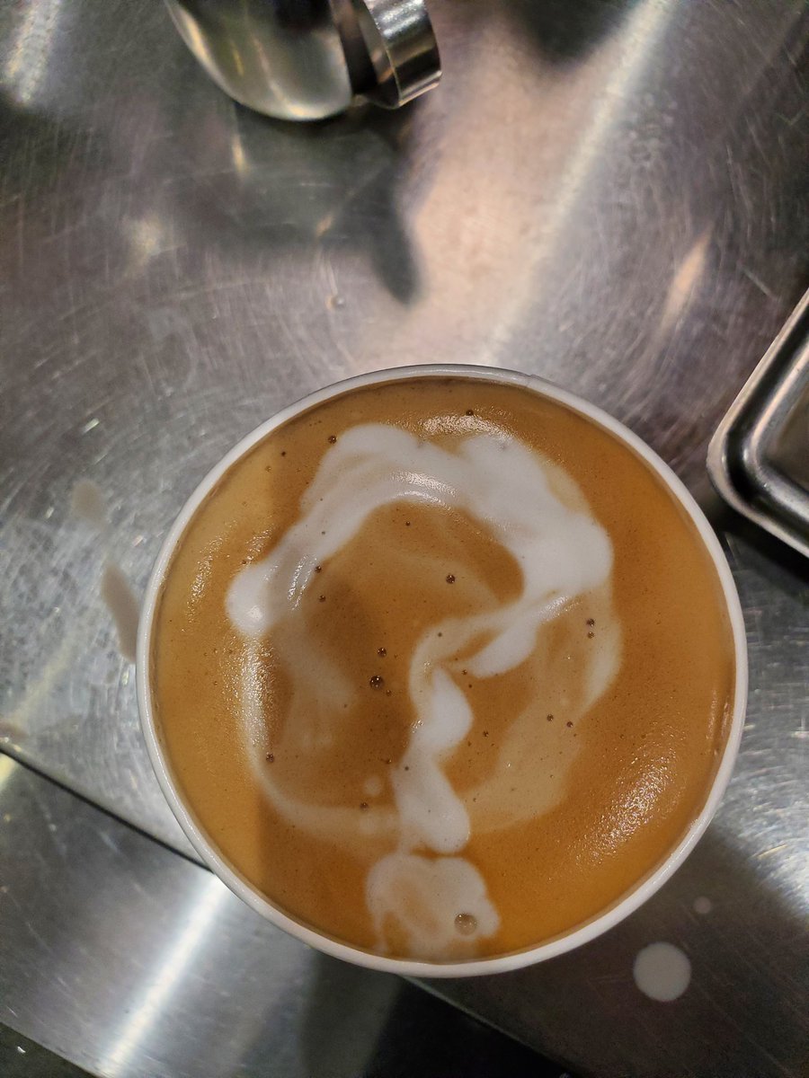 Dan92821162's tweet photo. My coworker is a fucking god https://t.co/T3aPdydJCq
