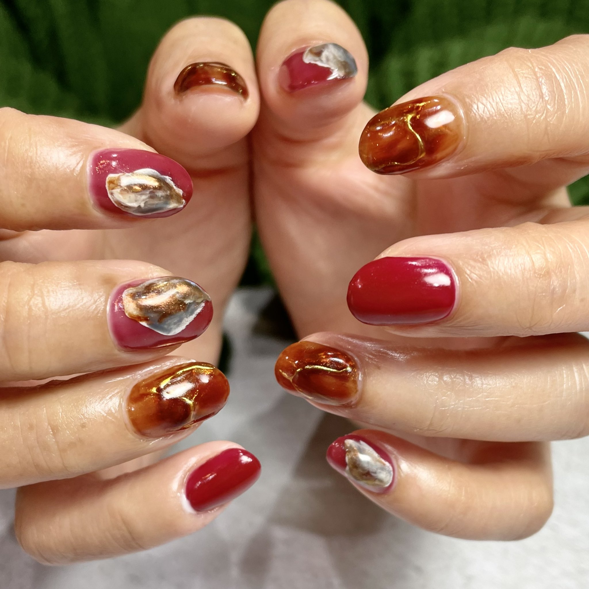 Private Nail Salon You Be ネイル画像を参考に 貝みたいな デザイン とっても可愛 冬ネイル 高田馬場ネイル 貝みたい 貝ネイル 赤ネイル T Co Xz6rvbqu5l Twitter