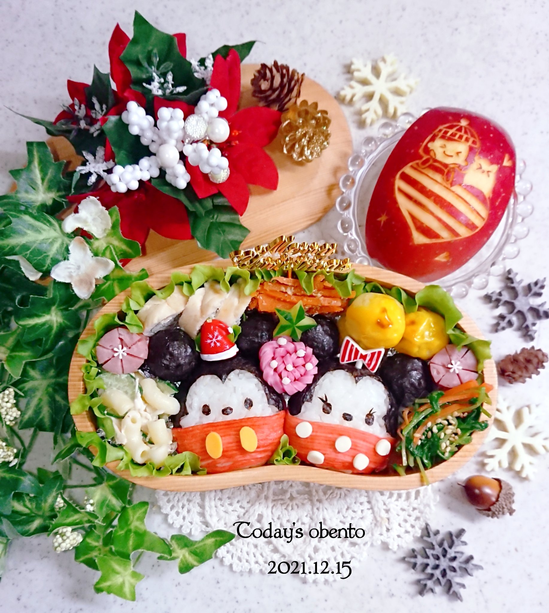 Eri おはようございます ミッキー ミニーちゃん 娘弁当 お弁当作り楽しもう部 りんご飾り切り キャラ弁 ディズニー弁当 T Co T8neai6o Twitter