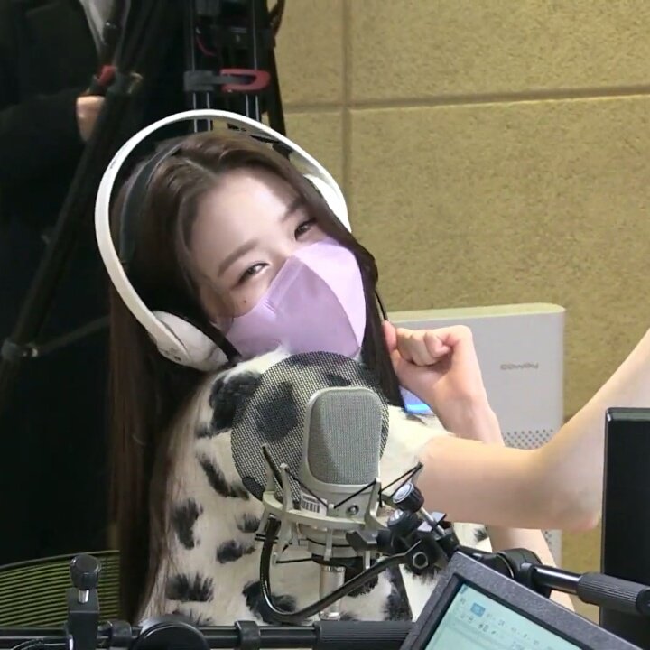 tiny_wonyoung's tweet photo. 🎺🎺 https://t.co/9wGaW4Oj7O