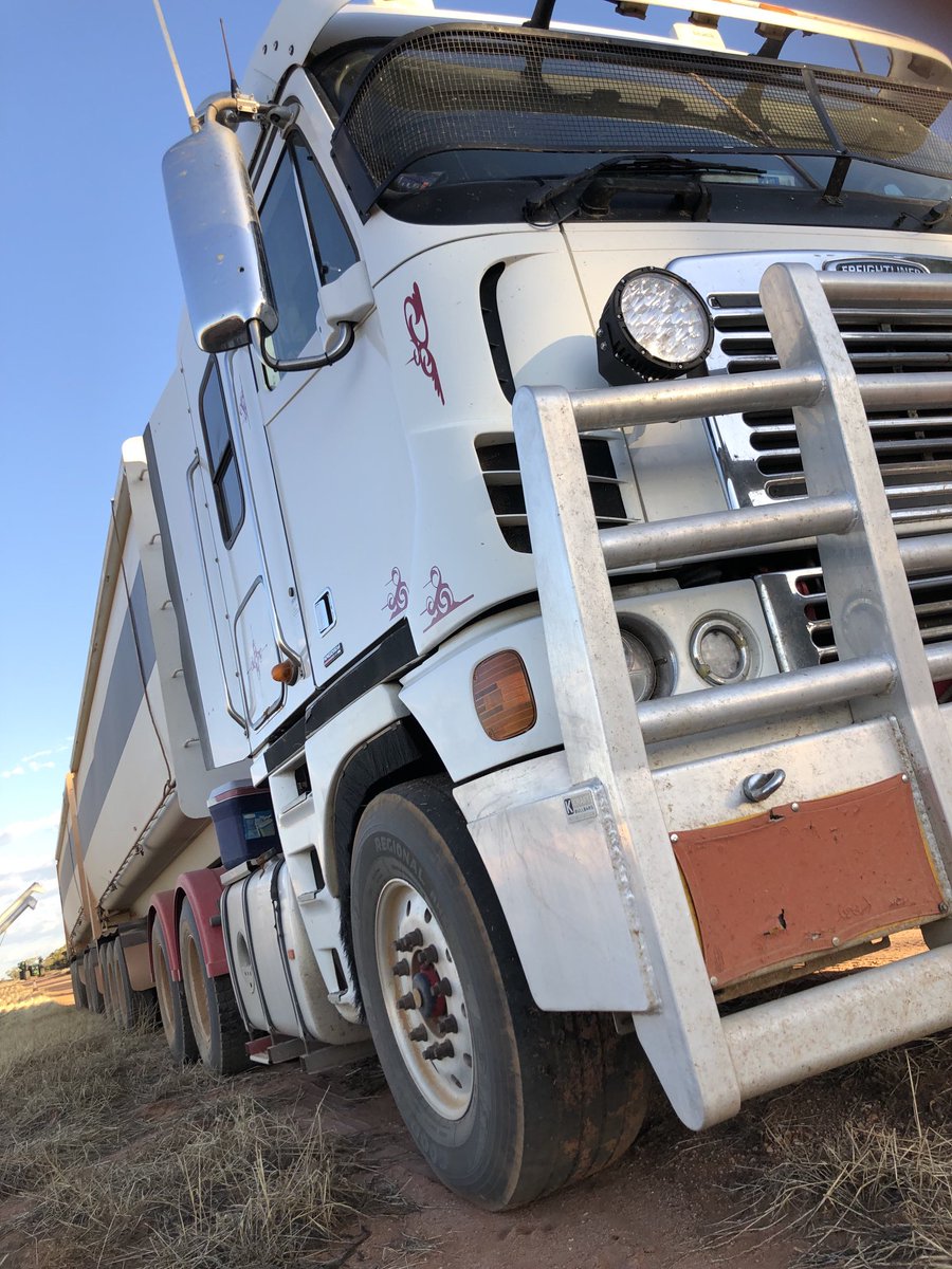 When the wieghbridge officer gives you warm toast and vegemite on your first load👏👏